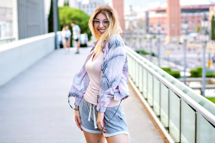 Women Outfits with Leggings and Tunics